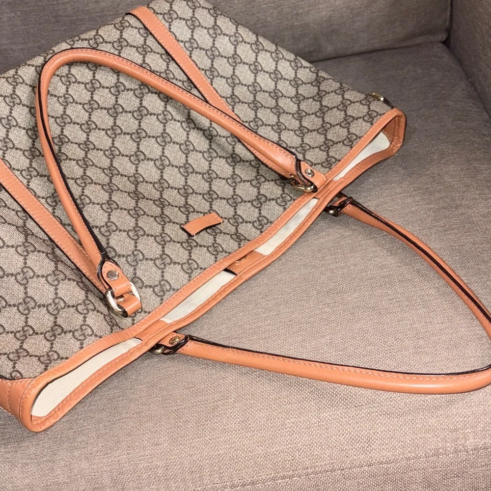 Authentic Gucci Joy GG Supreme Canvas  Tote - Picture 11 of 17